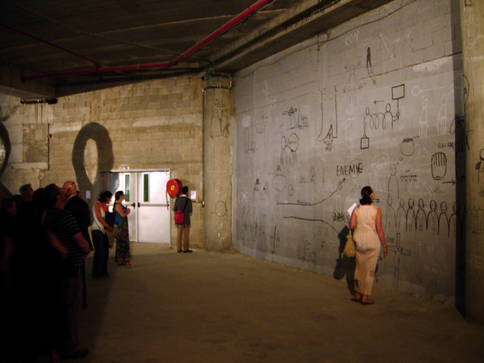 Dan Perjovschi - The Grey Drawing