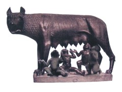 Dragos Platon - Lupoaica cu cei 4 copii