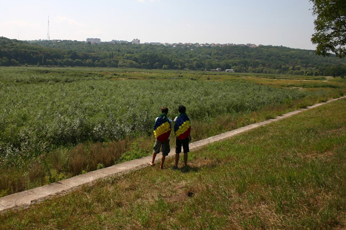 Vlad Nancă, Mircea Nicolae - Coroane funerare